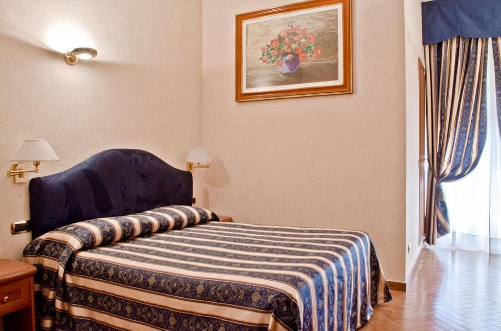 Hotel Brignole جنوة الغرفة الصورة
